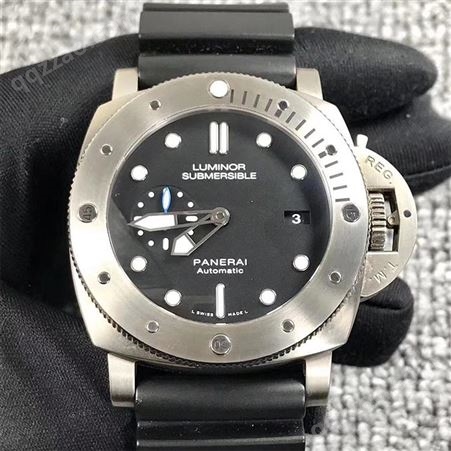 奢华尚品-沛纳海-SUBMERSIBLE 潜行系列PAM01305腕表-磨砂钛金-沛纳海二手手表鉴定
