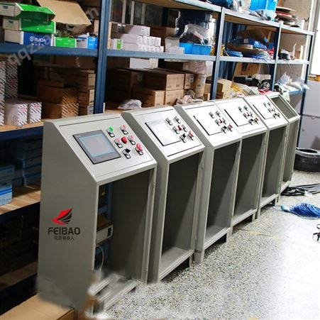 PVC线盒自动组装机插扣 江苏接线盒自动装配机来厂考察