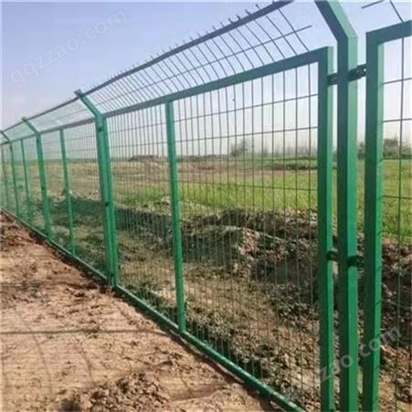 温年双边丝护栏网厂家 双边丝护栏网安装流程 圈地围栏 厂家现货 量大从优