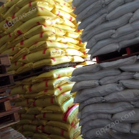 化肥 厂家批发销售粉颗粒尿素 国标农用级工业级助溶剂尿素