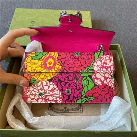 杭州二手D牌包回收 奢侈品估价回收国际包包回收