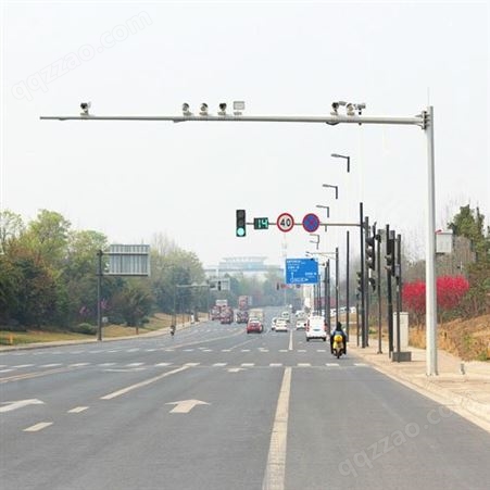 厂家供应八角监控杆-道路交通监控杆-镀锌信号灯杆-电警监控杆定制