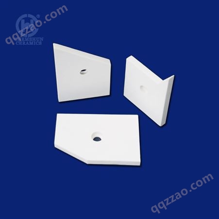 氧化铝陶瓷板 耐磨防腐蚀 专业氧化铝陶瓷板报价
