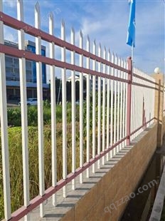 锌钢护栏铁艺围栏小区庭院隔离防护栏别墅厂区围墙1.8米钢护栏杆