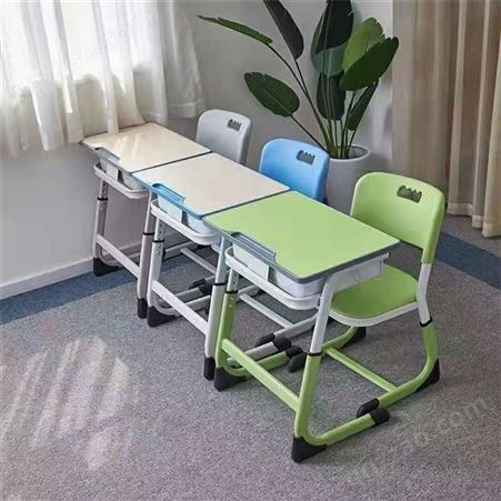 辅导班学习桌生产定做 新型板材 安全环保课桌椅 飞冠实业
